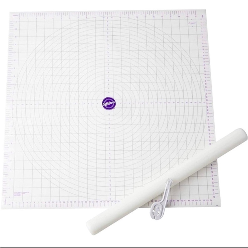 Wilton Fondant Cake Decorating Kit 3pc. Rolling Pin Measuring Mat Design Cutter